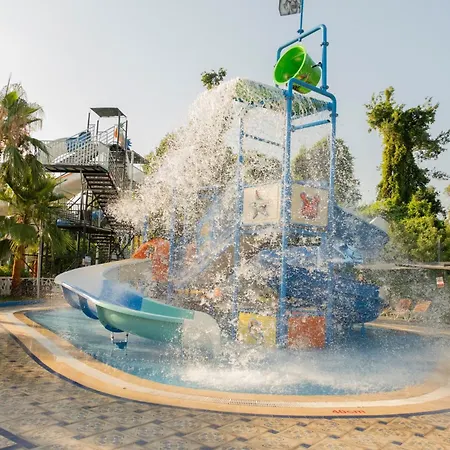Lykia Botanika Fun & Club Otel Fethiye