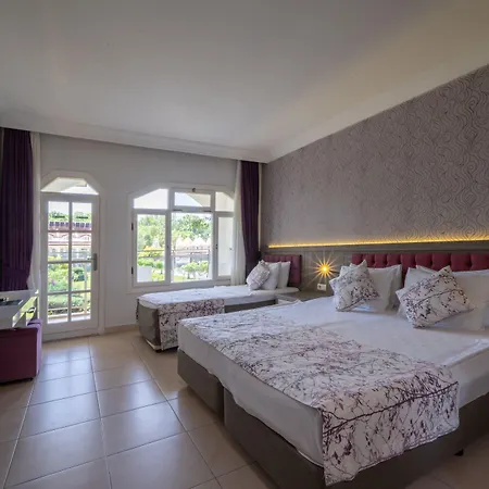 Hotel Lykia Botanika Fun & Club 4*