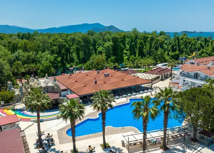 Szálloda Lykia Botanika Fun & Club 4*