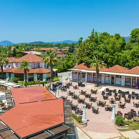 Ξενοδοχείο Lykia Botanika Fun & Club 4*