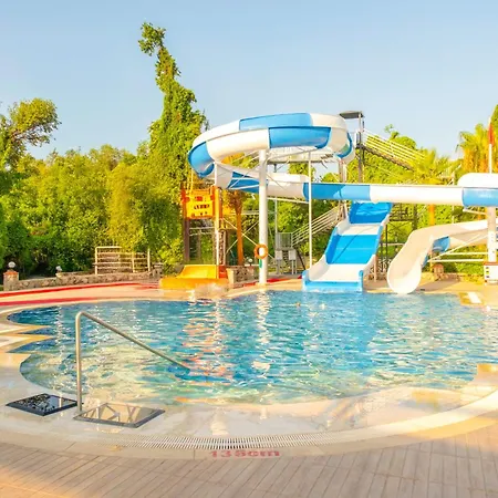 מלון Lykia Botanika Fun & Club פאטהיה